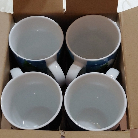 Woodland Santa Porcelain Mug Set - Picture 2 of 3